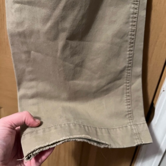 Eddie Bauer Men's Classic Fit Khaki Chinos 35x34 - Picture 9 of 13